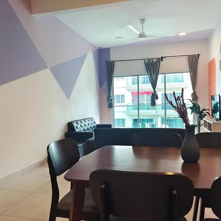 Icolor Home & Stay Ch3 Tanah Rata Exterior photo